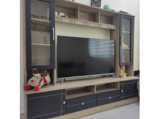 Urgent Sale Bhd 40 TV Rack - Expat leaving Bahrain