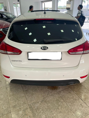 kia-cerato-big-0