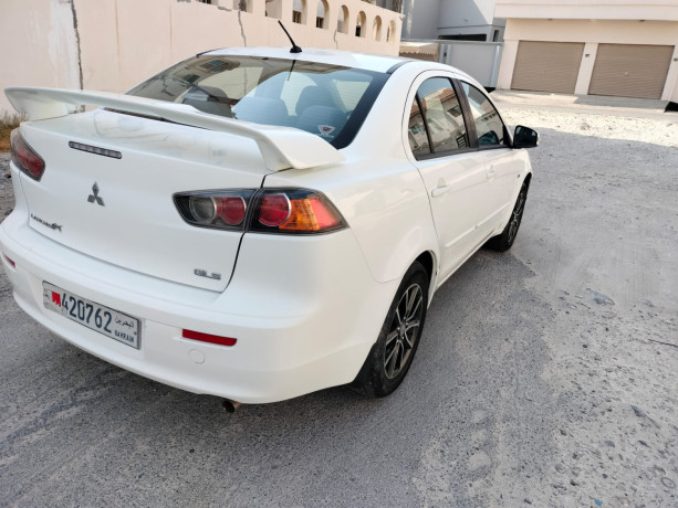 mitsubishi-lancer-ex-20-gls-model-2017-big-3