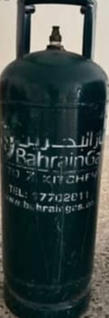 urgent-sale-bahrain-gas-cylinder-bhd-30-expat-leaving-bahrain-big-0