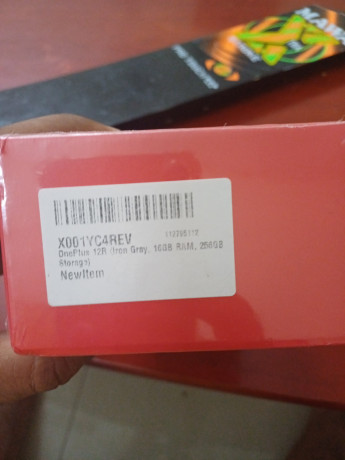 oneplus-16256-gb-box-packed-for-sale-big-1