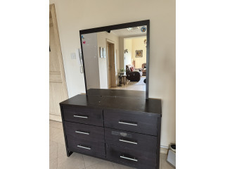 Dressing table with mirror