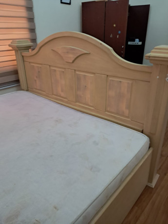 bed-set-with-matress-big-0