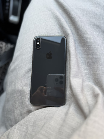 iphone-x-256gb-big-1