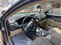 toyota-aurion-2013-small-2