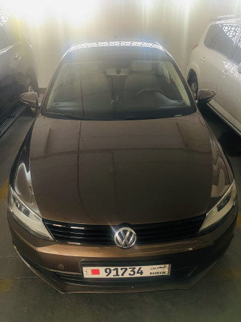 2012-vw-jetta-69000-kms-chocolate-brown-for-sale-big-4