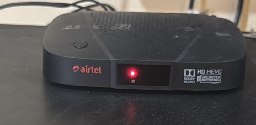 airtel-receiver-hd-and-dish-big-1