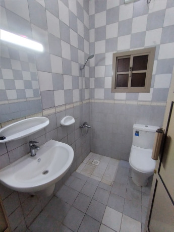 flat-for-rent-in-banijmra-2-room-110-bd-big-2