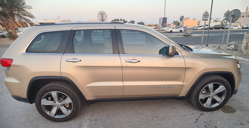 jeep-grand-cherokee-in-excellent-condition-big-2