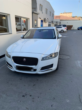 jaguar-v6-2016-driven-50k-big-0