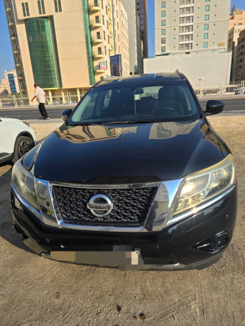 nissan-pathfinder-big-2